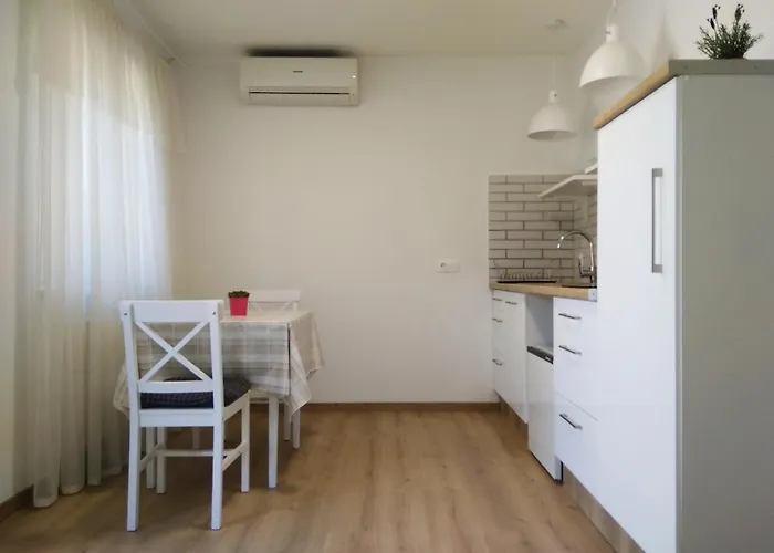 Sоlо Apartment